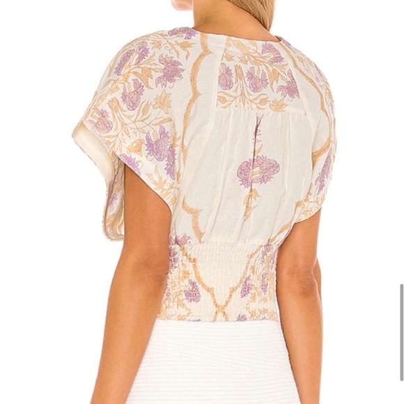 Free People - Arielle Printed Top in Light Combo Revolve linen (Medium) - Picture 13 of 14